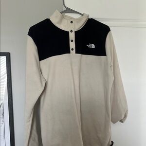 The North Face Black and Cream Fleece Pullover